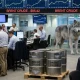 Szok podażowy ropy testuje rynki globalne. Brent wraca do 100 dolarów po raz pierwszy od maja